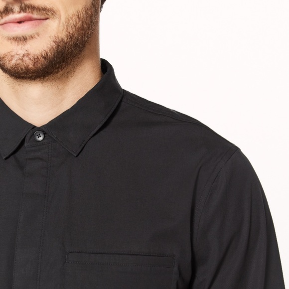 NWT  LULULEMON RECOMMISSION LONG SLEEVE BUTTONDOWN - Picture 3 of 8